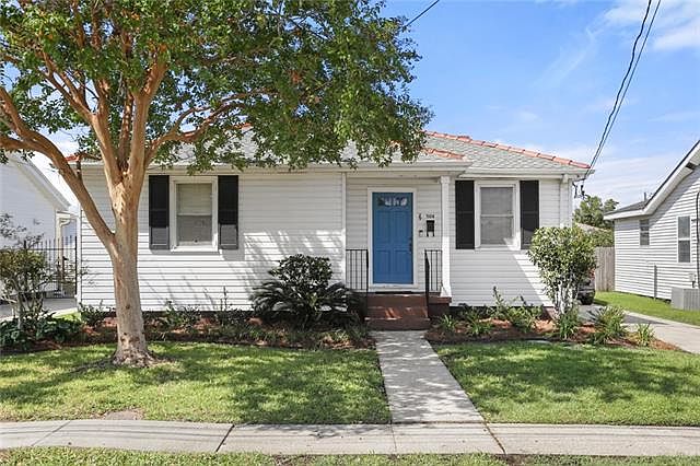 1st image of 504 Melody Dr