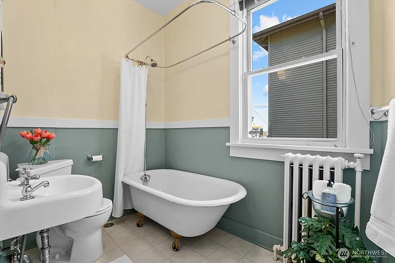 Thumbnail 17