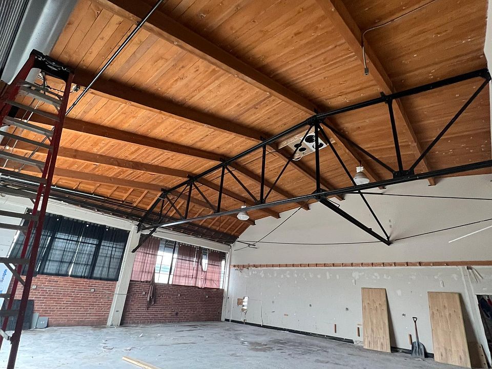 1st image of 100 23rd St