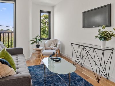 191 Condor St #9, Boston, MA, 02128