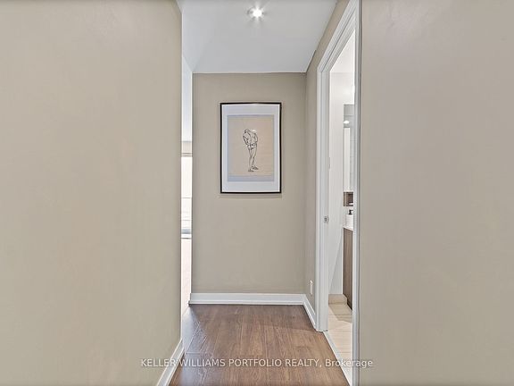 5th image of 898 Portage Pkwy #4207