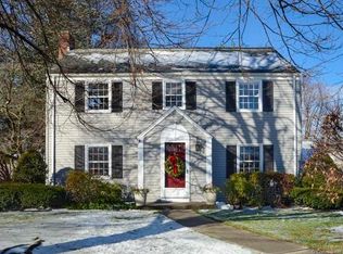 55 Bonny View Rd, West Hartford, CT 06107