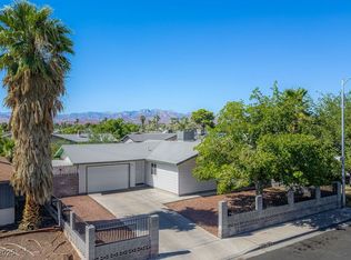 4481 Ridgeville St, Spring Valley, NV 89103