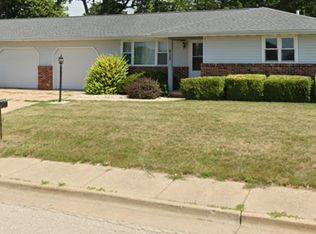 612 S Detroit Ave #1, Morton, IL