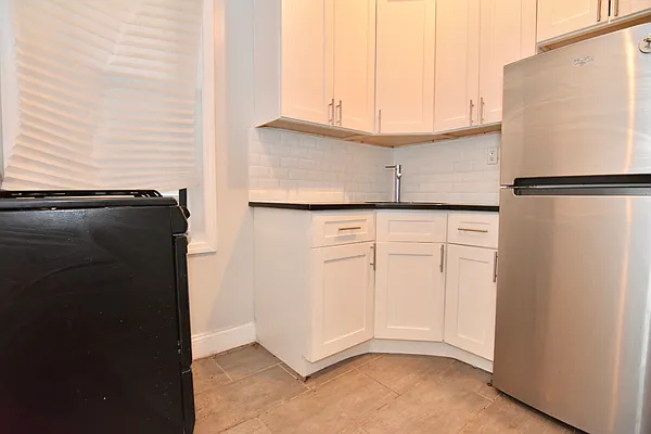 Rented by Compass | media 7