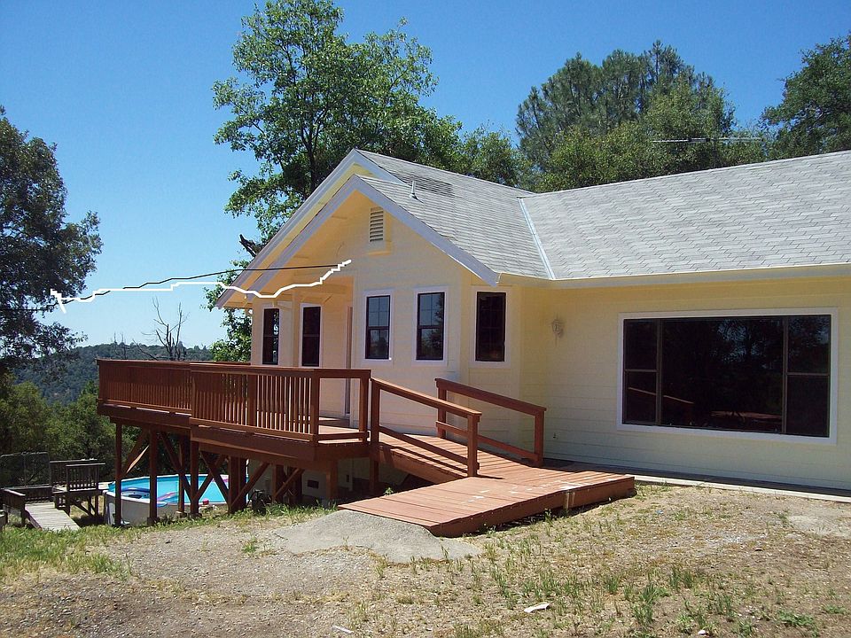 Custom Home On 10.7 acres In Wine Country