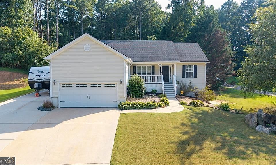 1st image of 75 Oak Ridge Ct