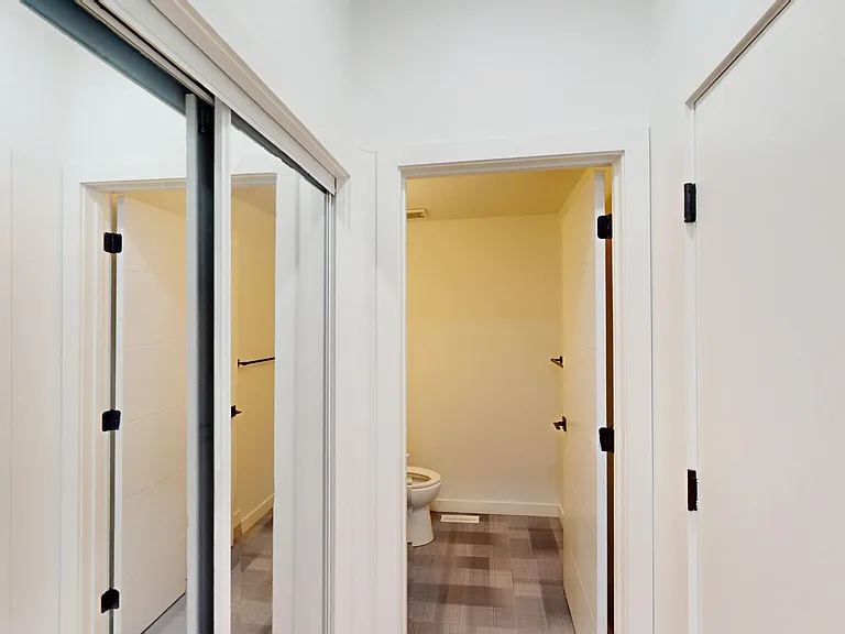 15 Hawks Ridge Blvd NW — Photo 5