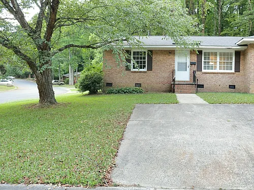 4626 Highlake Dr Photo 1