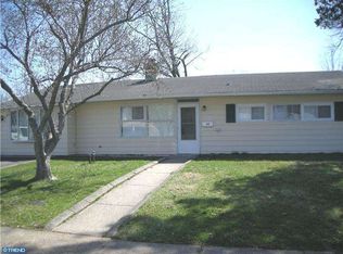 84 Border Rock Rd, Levittown, PA 19057