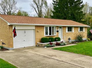 4825 Amesborough Rd, Dayton, OH 45420