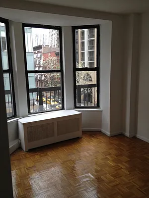 Rented by High Line NYC Realty Group | media 22