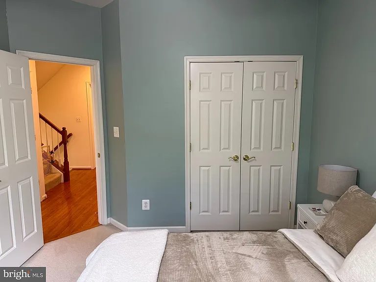 104 Oak Knoll Ter — Photo 15