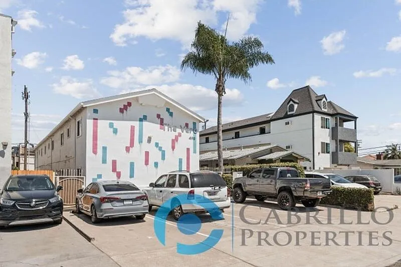 Studio, 1.0 bath, 450 sqft, $1,950 — Photo 4