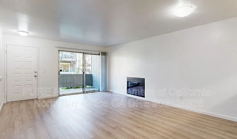 1450 E Cotati Ave #3 — Photo 2