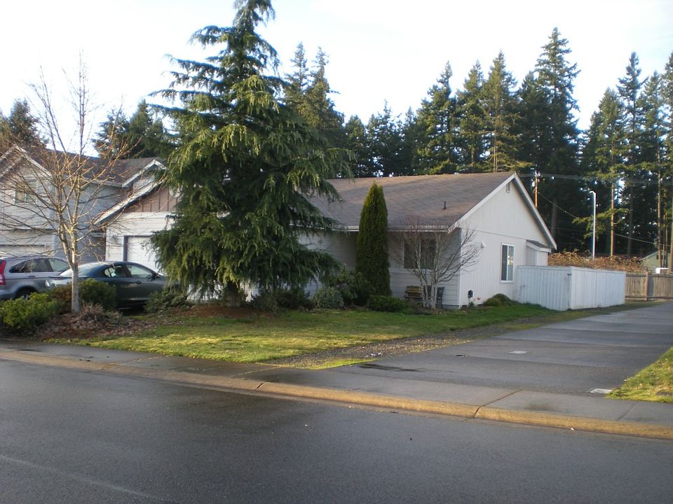 1st image of 3715 177th St E