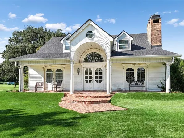 3409 Bayou Rd, Saint Bernard, LA 70085