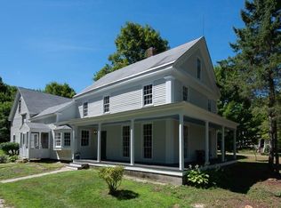 22 Heald St, Pepperell, MA 01463