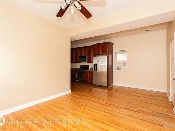 5th image of 839 N Marshfield Ave #1R