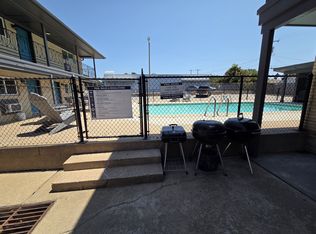Malibu Apartments, Tulsa, OK 74135