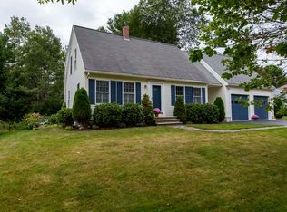 26 Crossing Brook Rd, Cumberland, ME 04021