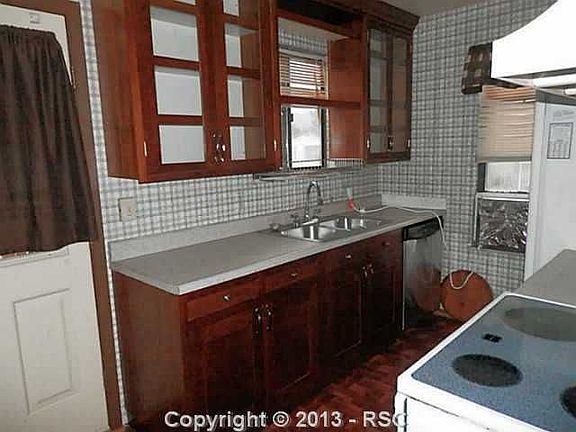 4th image of 2345 Middleton Ct