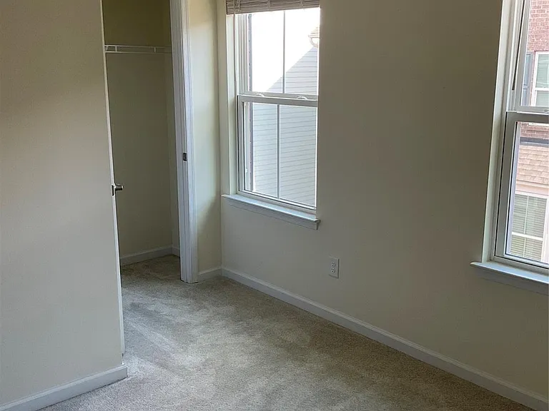 6222 Cleburne Ct — Photo 18