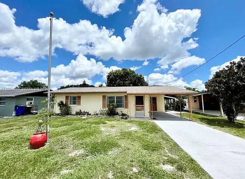 1474 Kerry Dr Photo 1