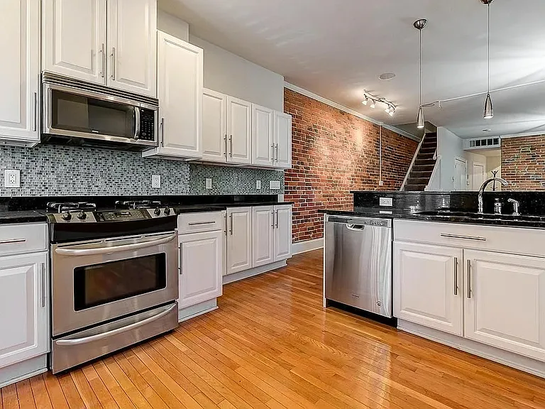 17 W 3rd Ave #202 — Photo 9