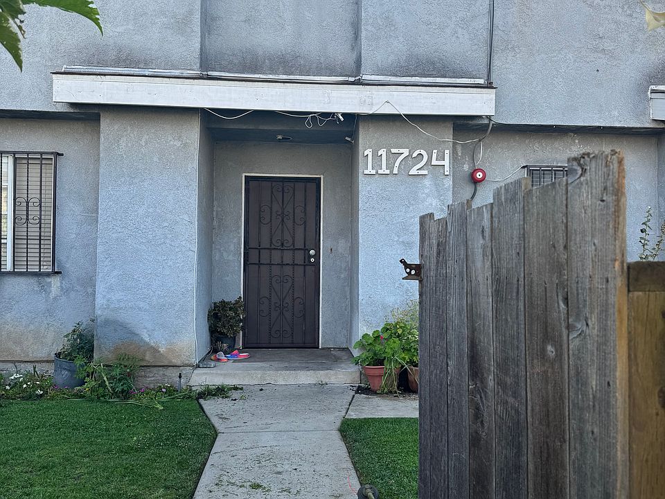 Private entrance with yard.