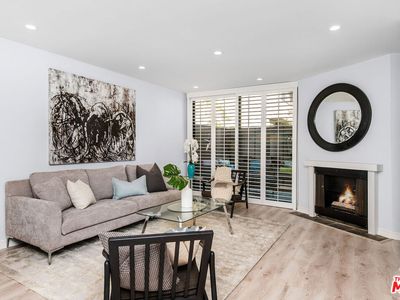 11574 Iowa Ave APT 109, Los Angeles, CA, 90025