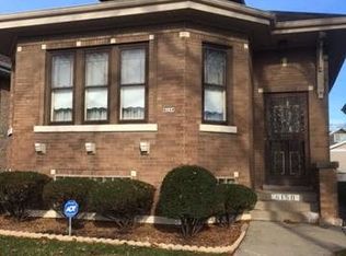 6150 W Addison St, Chicago, IL 60634