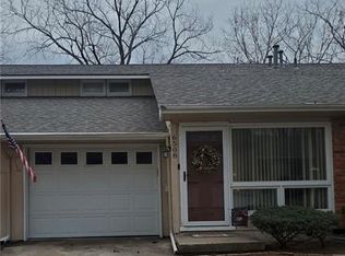 6508 W 51st St, Mission, KS 66202