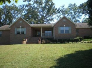 8704 Hill Rd, Knoxville, TN 37938