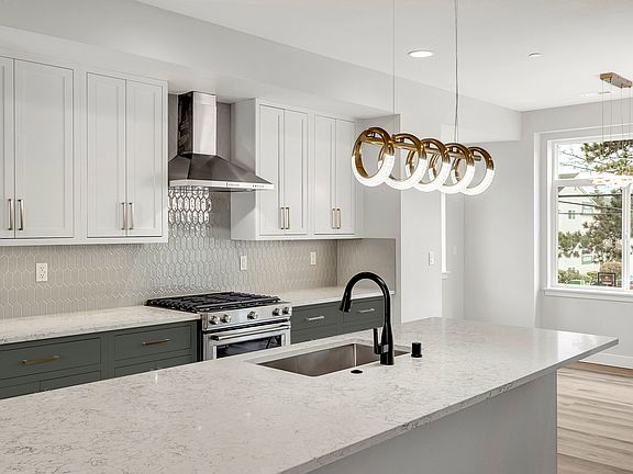 Image shown is for illustration purposes only.