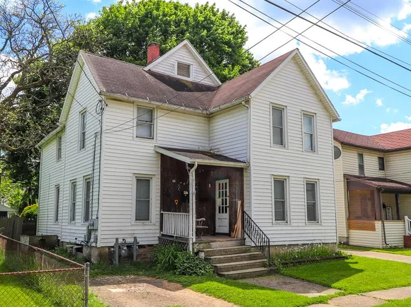 66 John St, Corning, NY 14830