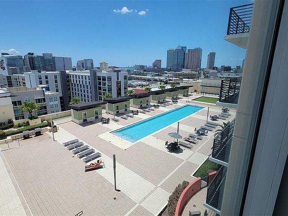 2nd image of 1120 E KENNEDY BOULEVARD #1217