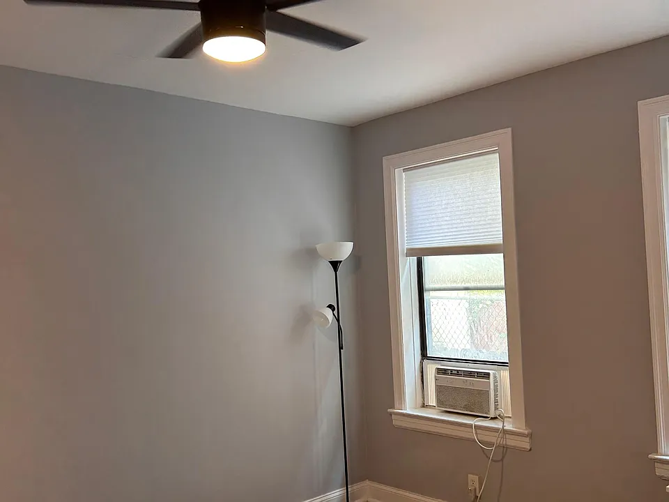 118 Corbin Ave #101