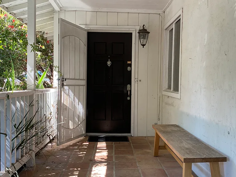 214 N Fulton St — Photo 13