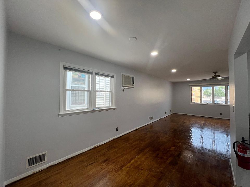 1st image of 19 Avenue C #2