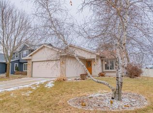 7002 Wildberry Dr, Madison, WI 53719