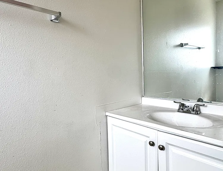 16118 S Ainsworth St #2 — Photo 7