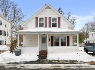 8 Cleveland Ave, Ipswich, MA 01938