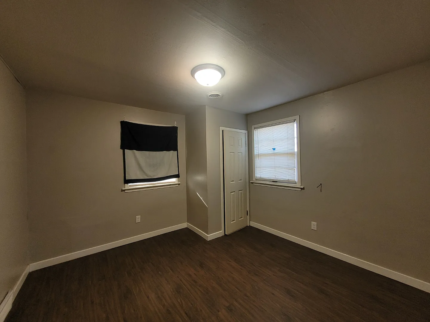111 N Blaine - 1 — Photo 4