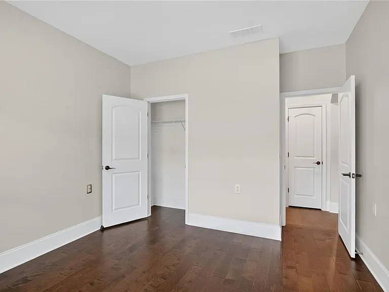 4185 Celbridge Pass — Photo 6