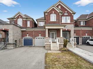 82 Upper Canada Ct, Halton Hills, ON L7G 0L2