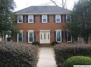 107 Red Maple Ln, Trussville, AL 35173