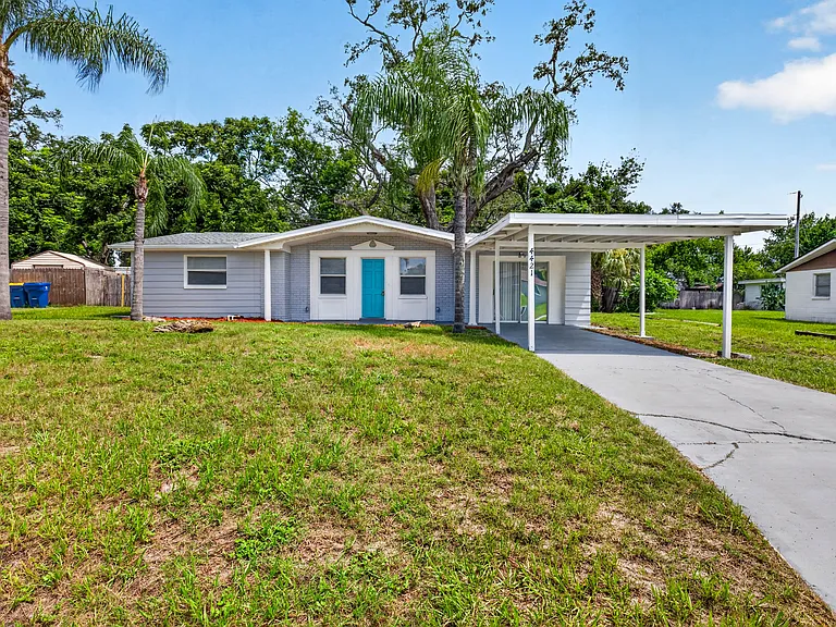 4421 Beacon Square Dr — Photo 1