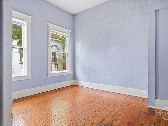 5th image of 643 W 41st Street