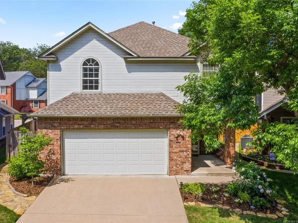 5915 E 76th Pl S, Tulsa, OK 74136